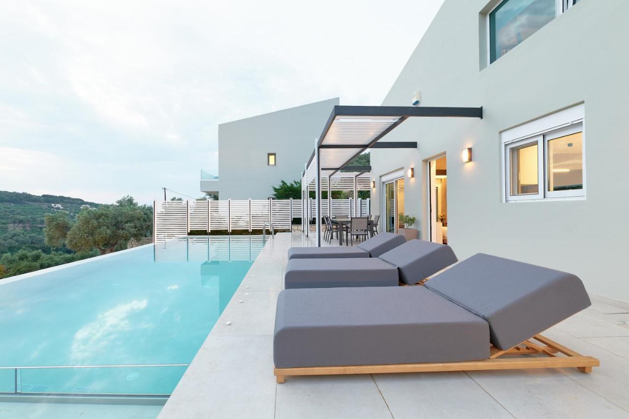 Moly - Luxury With Heated Private Pool *